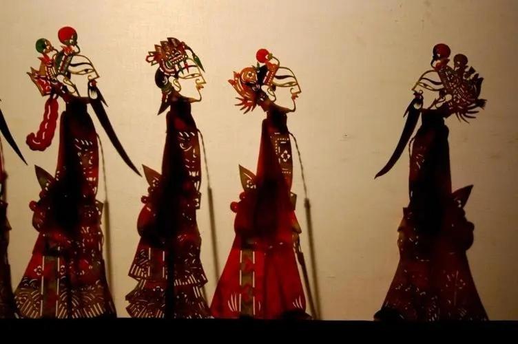 The East Hotel-Very Close To The Drum Tower,The Lama Temple,Houhai Bar Street,And The Forbidden City,There Are Many Old Beijing Traditional Hutongs Around The Hotel ,Experience The Culture Of Old Beijing Hutongs,Near Exit A Of Shichahai On Metro Line Zewnętrze zdjęcie